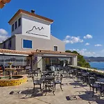 Hotel Petit Cala Fornells