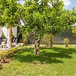 Villa Pula Viñas
