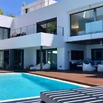 Alma Luxury Villa With Sunset