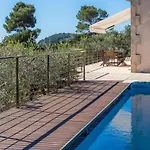 Finca Bionic