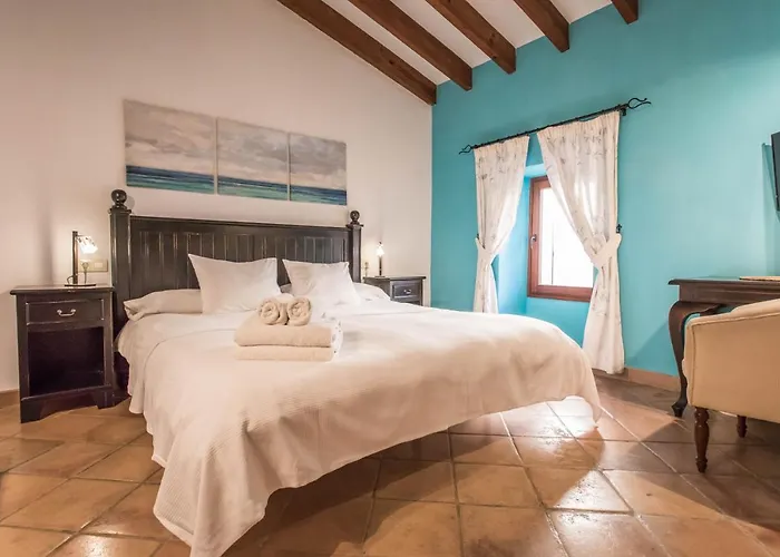 Petit Hotel Alaro