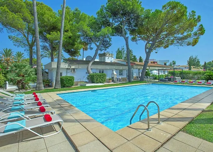 Villa Ca\'n Ros