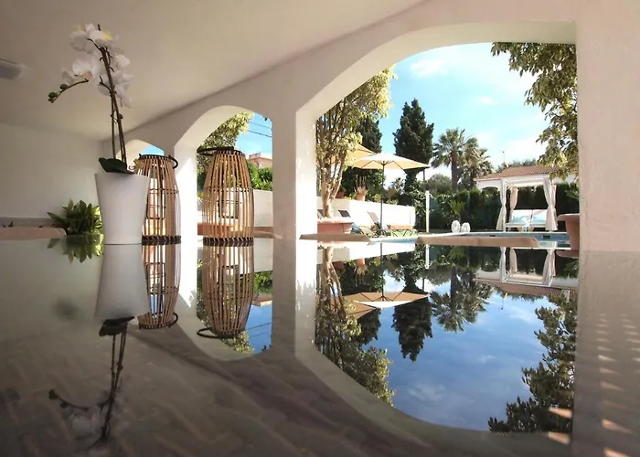 Villa Colibrí, con piscina privada para 6 personas