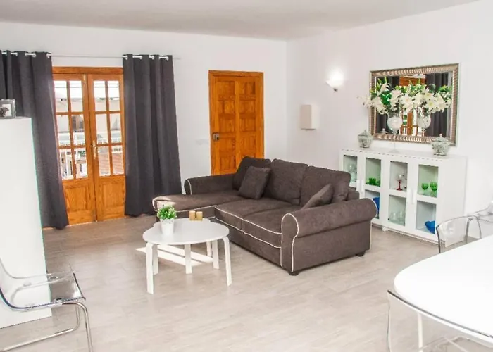 Villa Son Serra de Marina, Special Prices Hire Car for Guests