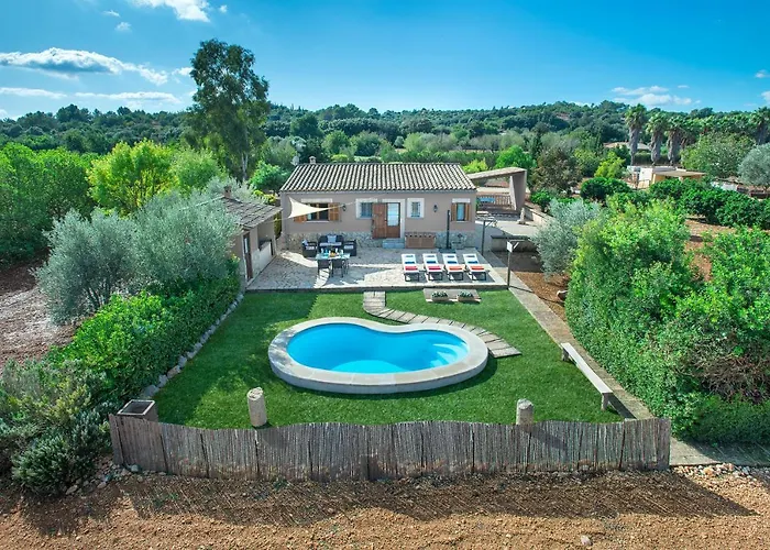 Owl Booking Villa Garreta - Rustic Stay With Mountain Views