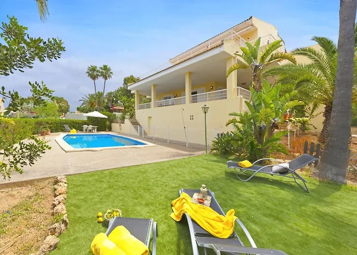 BeOnHolidays Villa Es Port de Santa Ponsa