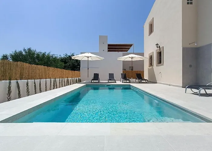 Villa Es Trenc Pool-Beach House By Interhome