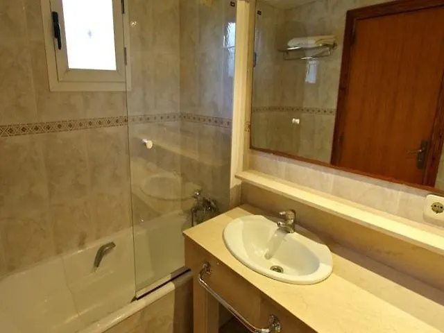 Diana Apartments