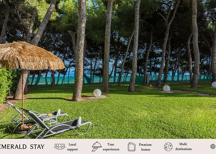 Beach Front Estate Large Garden&Private Pool