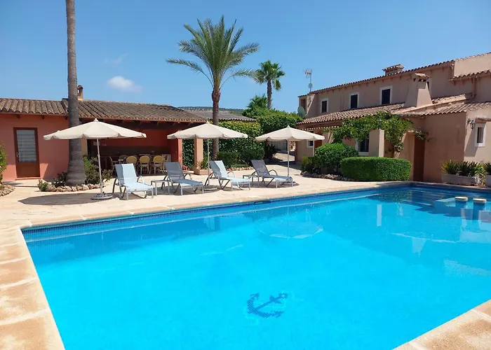 Finca típica mallorquina CAN PUÇA