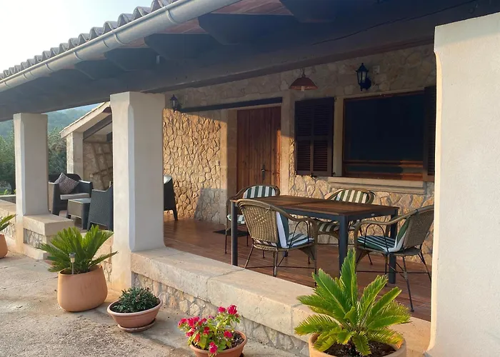 Lovely Villa 10 Minutes Walk To Pollensa Center Square