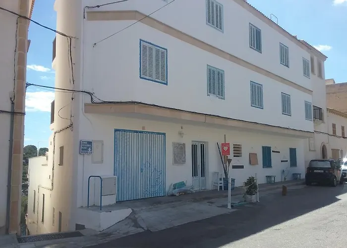 La Marina De Maria Guest House