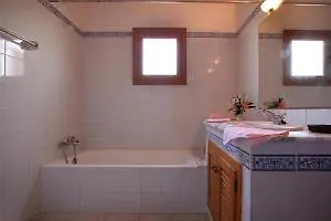 Xxx Holiday House