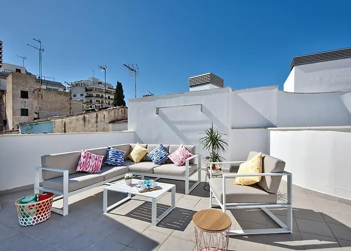 Poble Espanyol Apartments