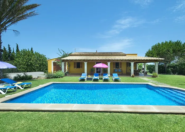 Owl Booking Villa Bobis - Family Holidays With Private Pool