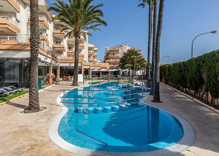 Hotel Illot Suites