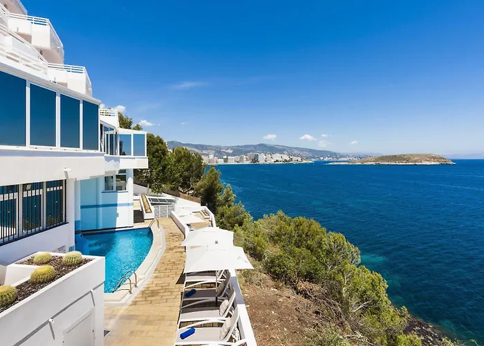 Globales Apartamentos Cala Viñas