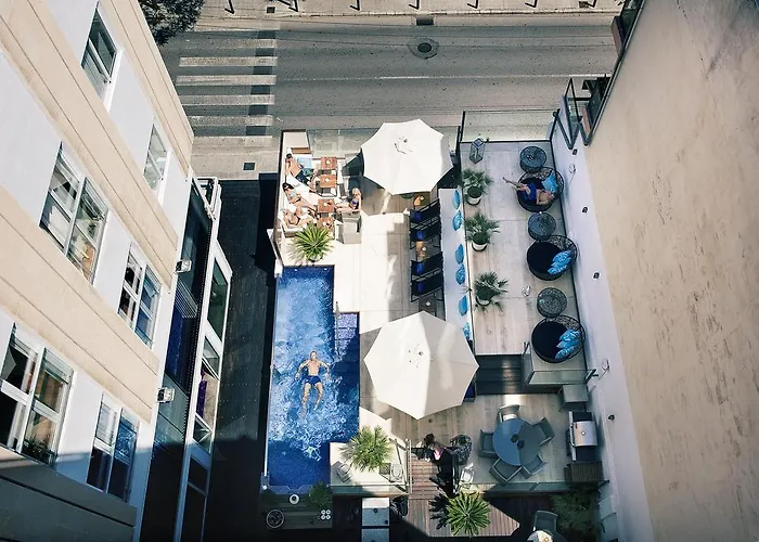 Hotel Feliz