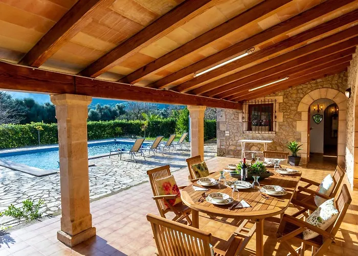 Villa Granoters By Homevillas360