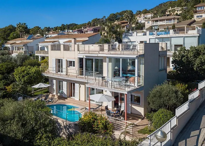 Vistafar - Private Pool & Only 50M To The Sea