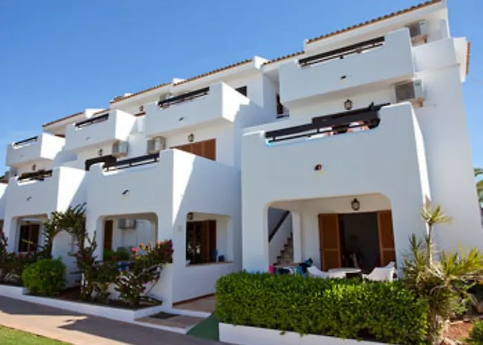 Apartamentos Cristina Villas