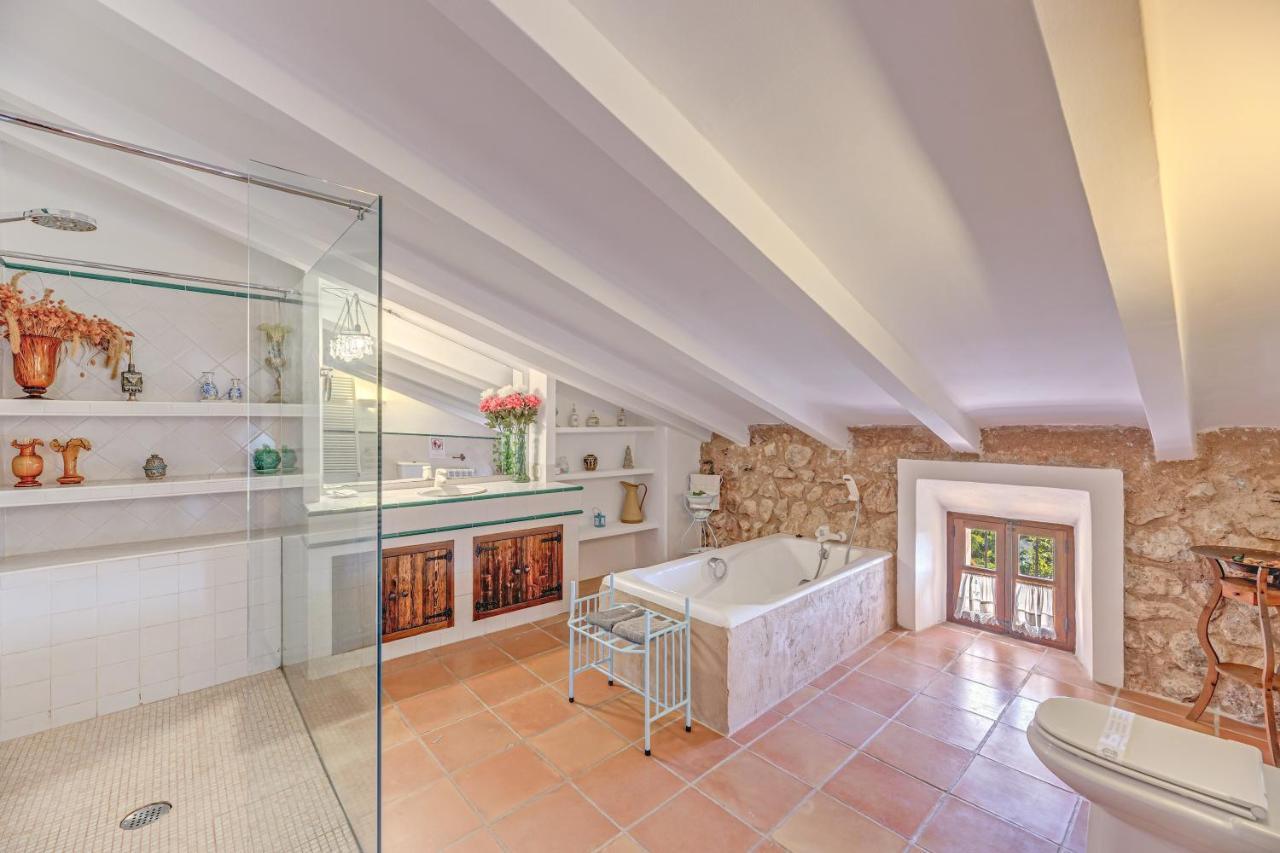 Sa Vella Villa