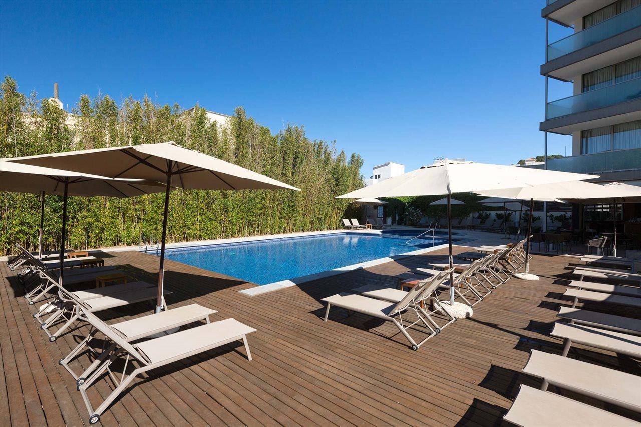 Aimia 4*
