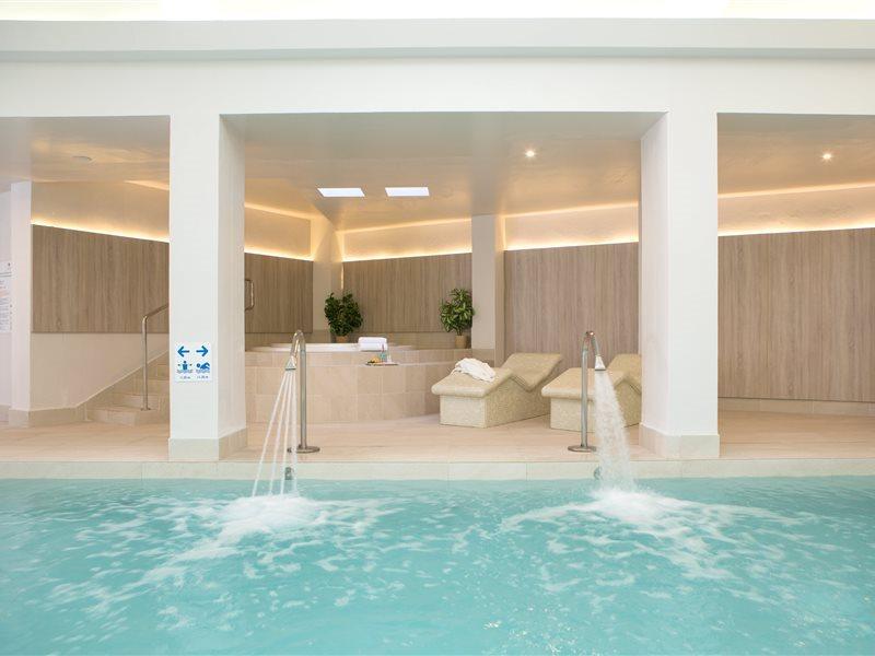 Hotel Sabina And