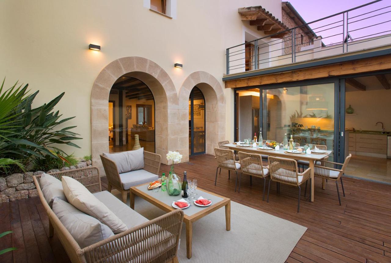 Owl Alvarez - Luxury Retreat In The Old Town Villa