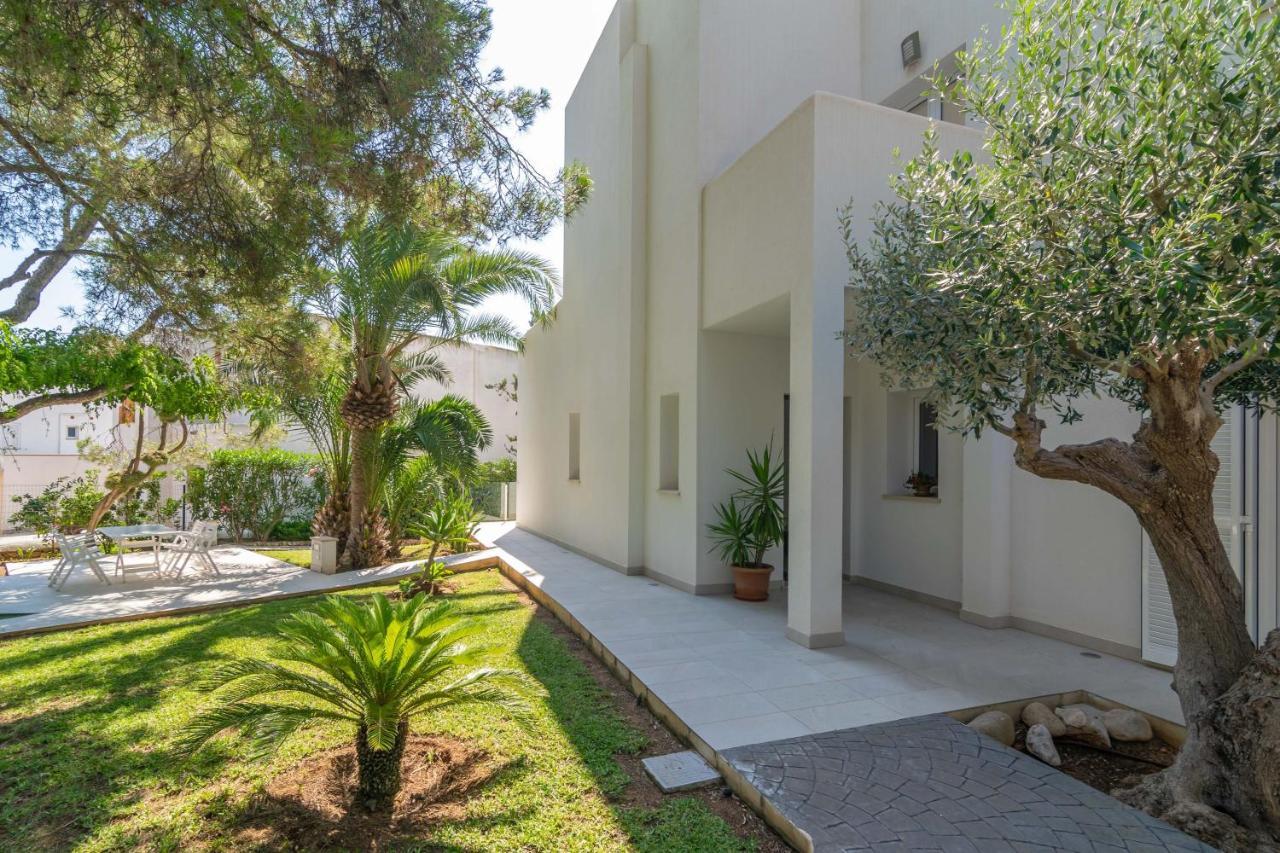 Cala Llonga Villa *