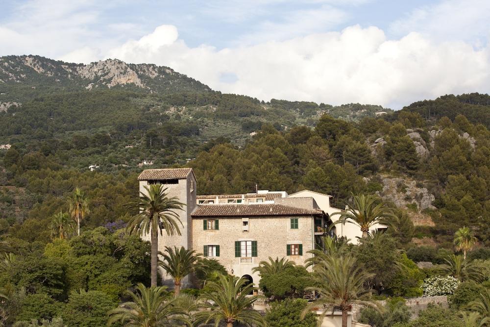 Es Port Hotel
