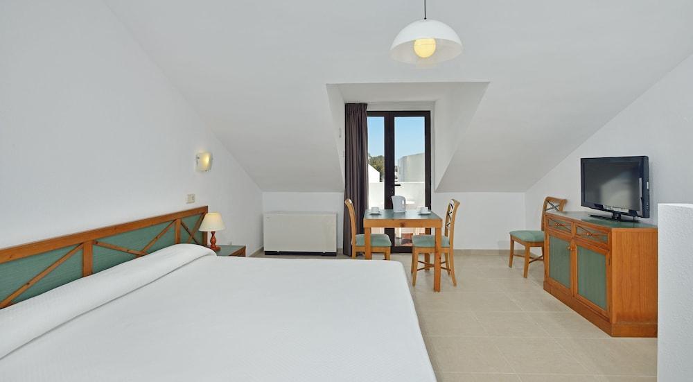 Sol Hotel