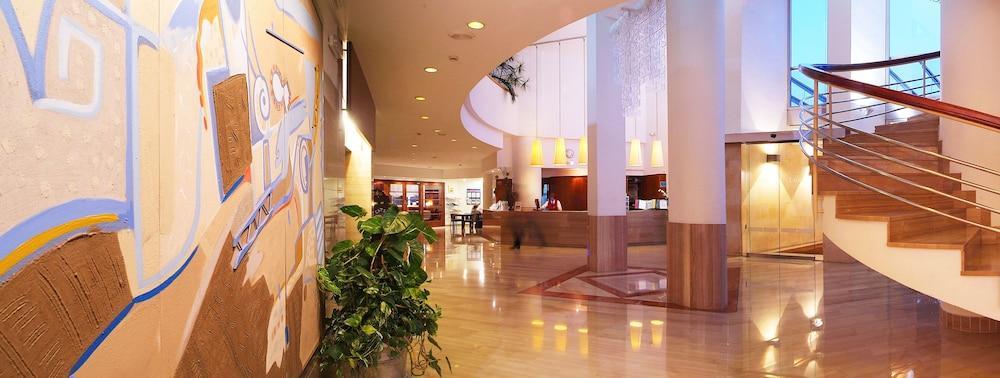Apartahotel Viva Eden