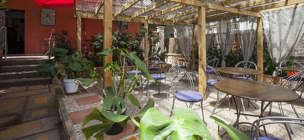 Hostal Elegance Playa Arenal Iii