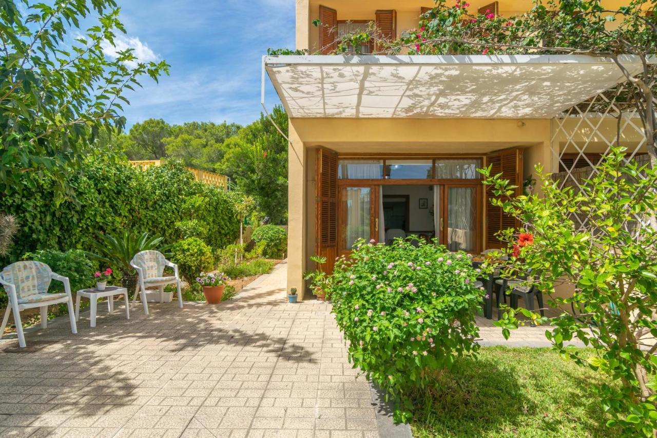 Holiday home Bella