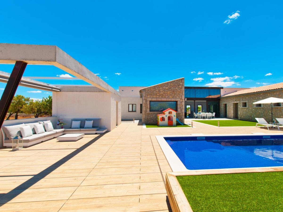 Villa Es Velar 34 De *