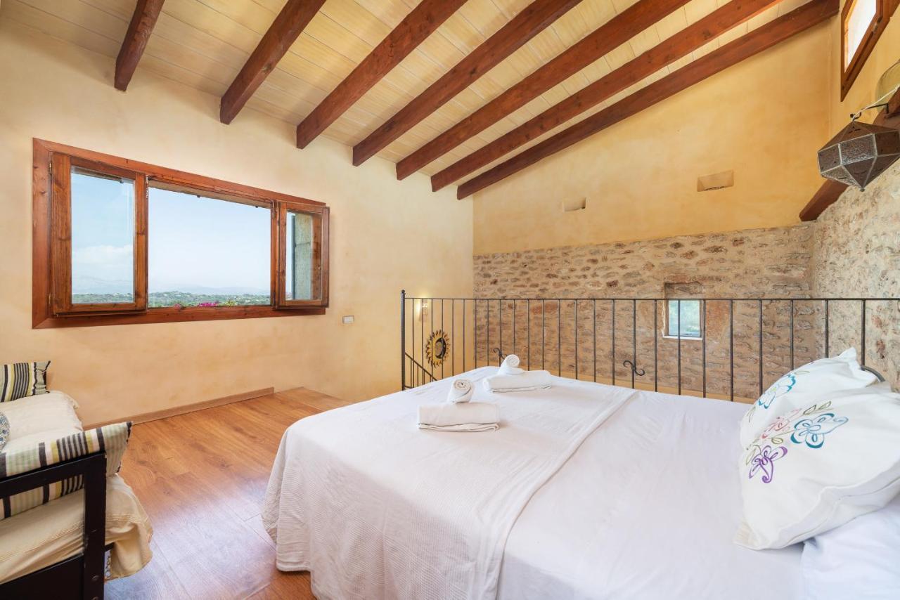Perello, Swimming Pool And Gardens Villa