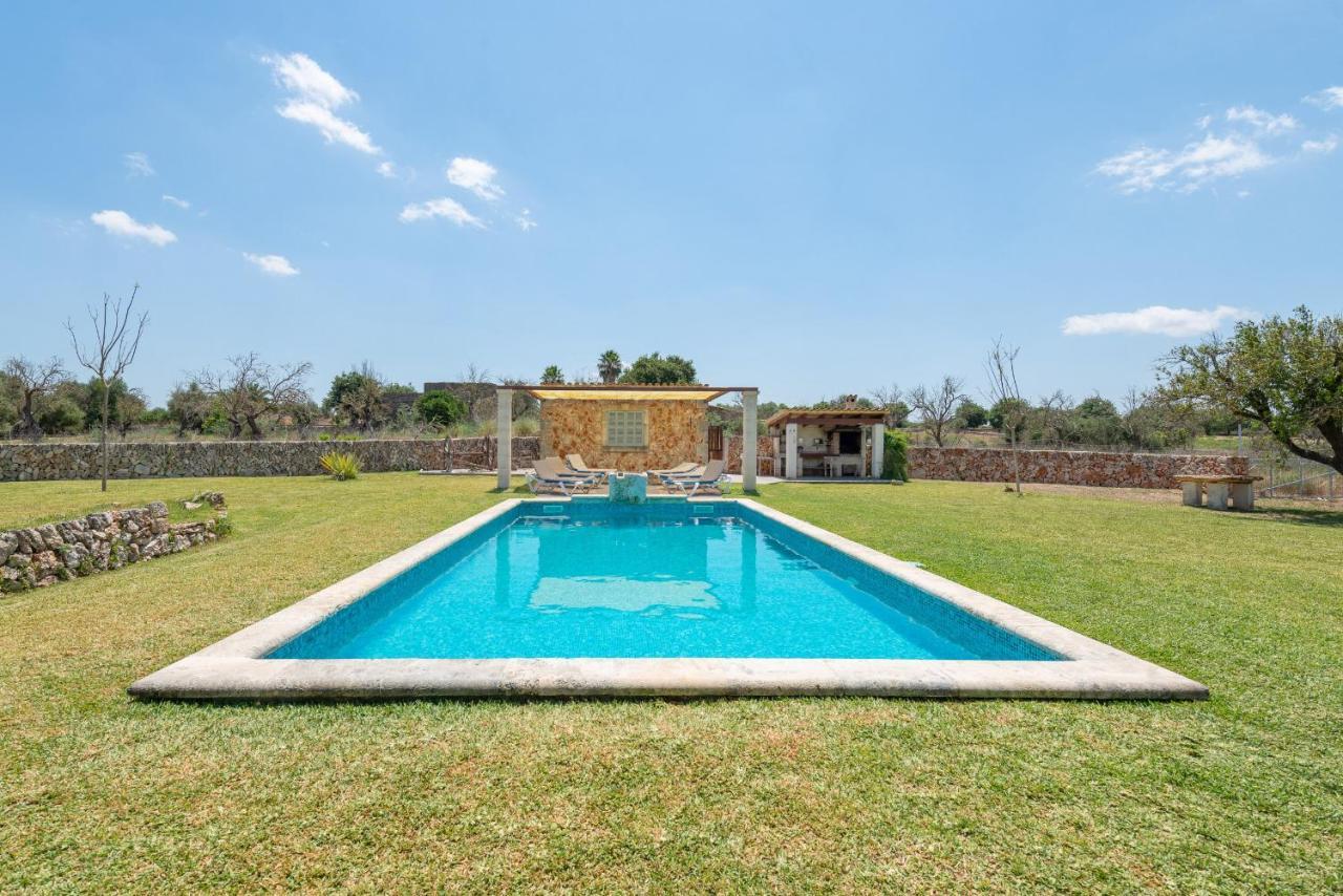 Villa Perello, Swimming Pool And Gardens Llubí