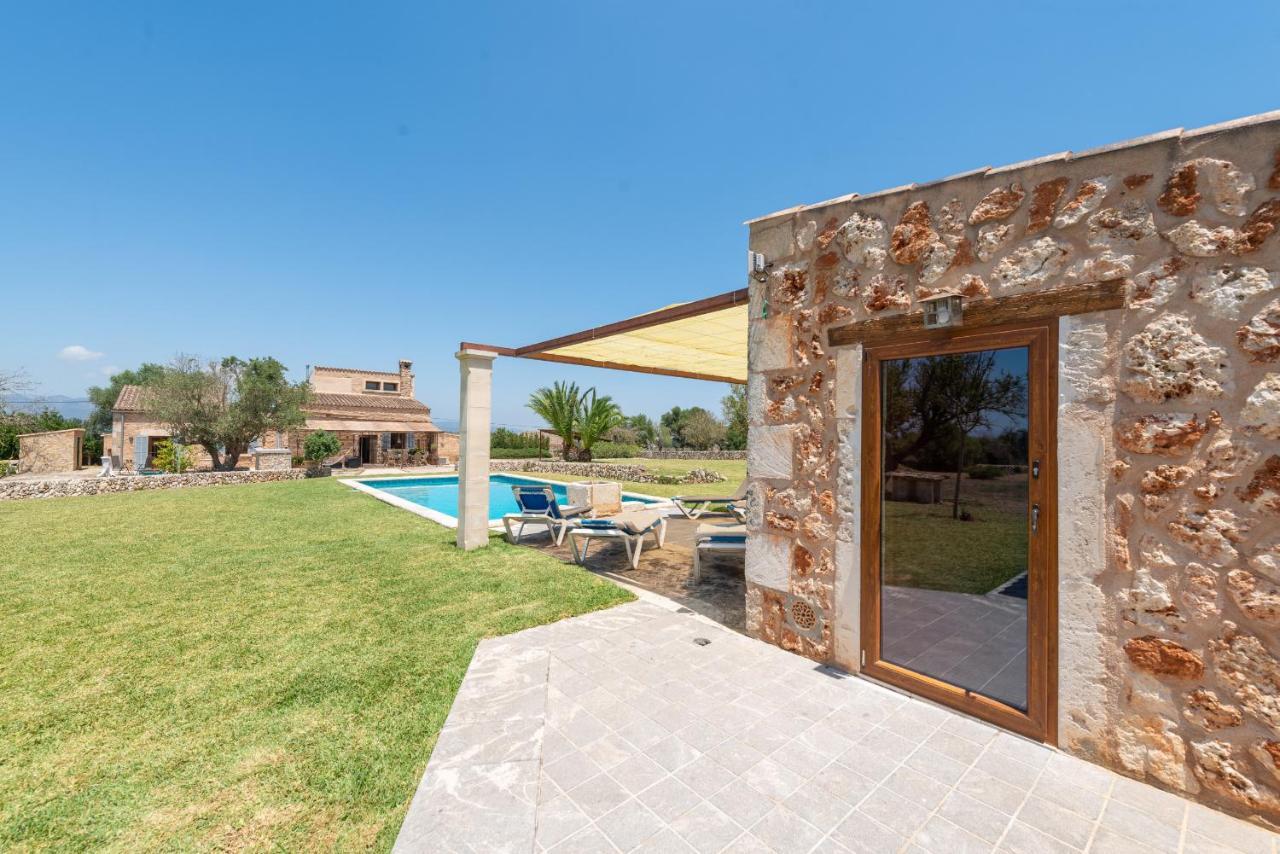 Perello, Swimming Pool And Gardens Llubí