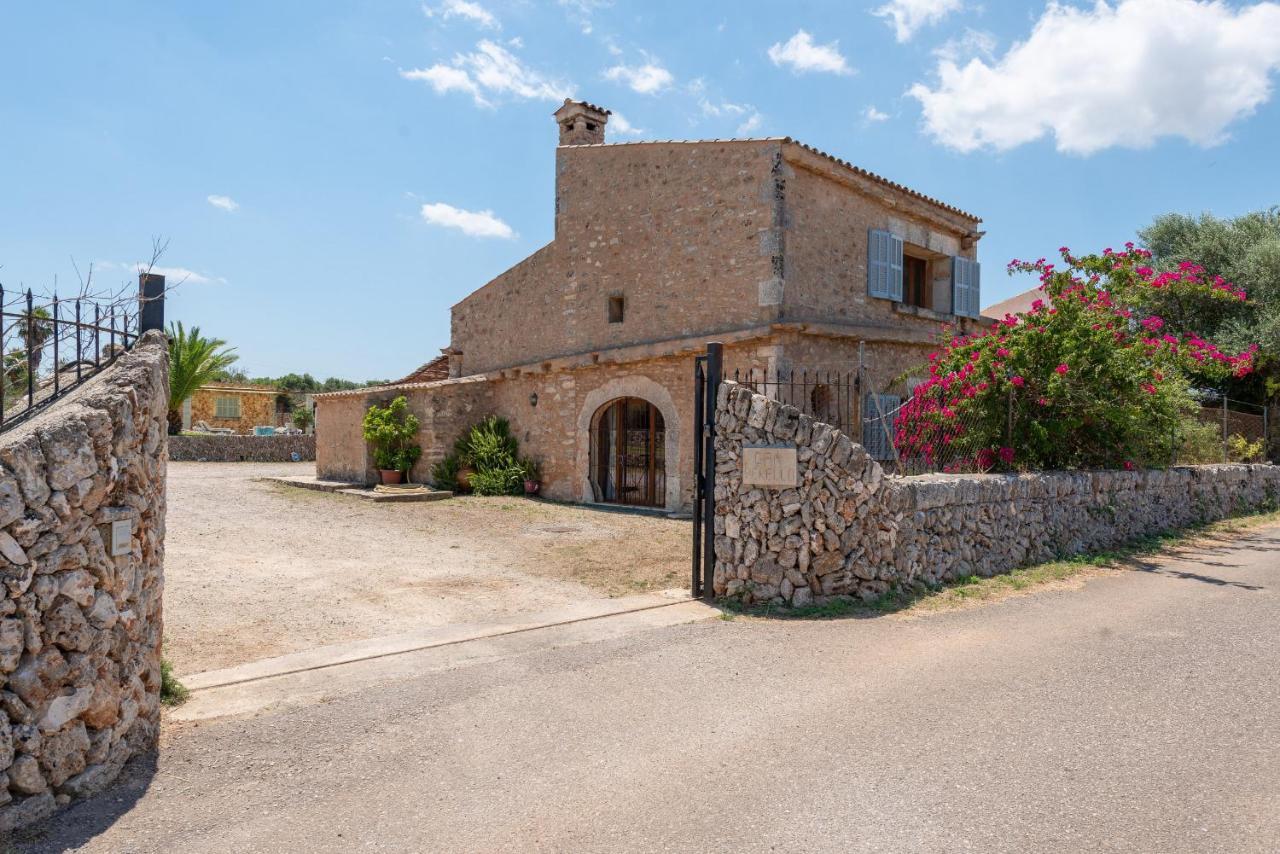 Perello, Swimming Pool And Gardens Villa Llubí