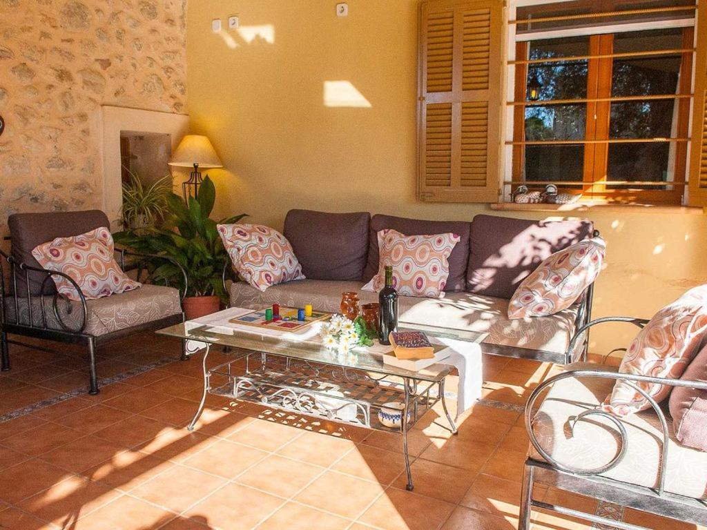 - Cosy 3 Bedroom With Private Pool And Ac Villa *