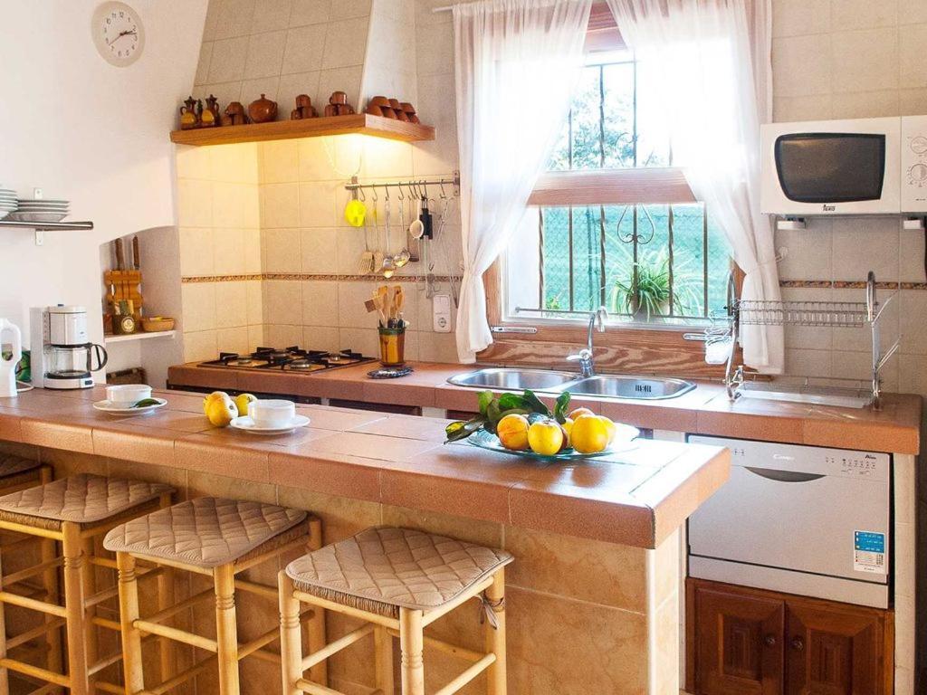 - Cosy 3 Bedroom With Private Pool And Ac *