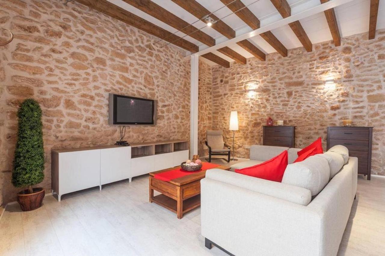 Casa Sa Pedra, En El Centro Historico De * Alcudia (Mallorca)