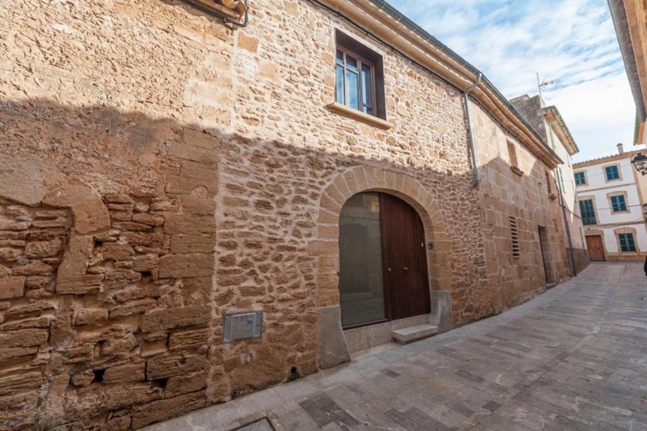 Casa Sa Pedra, En El Centro Historico De * Alcudia (Mallorca)