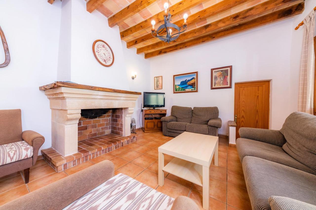 El Clavet Villa