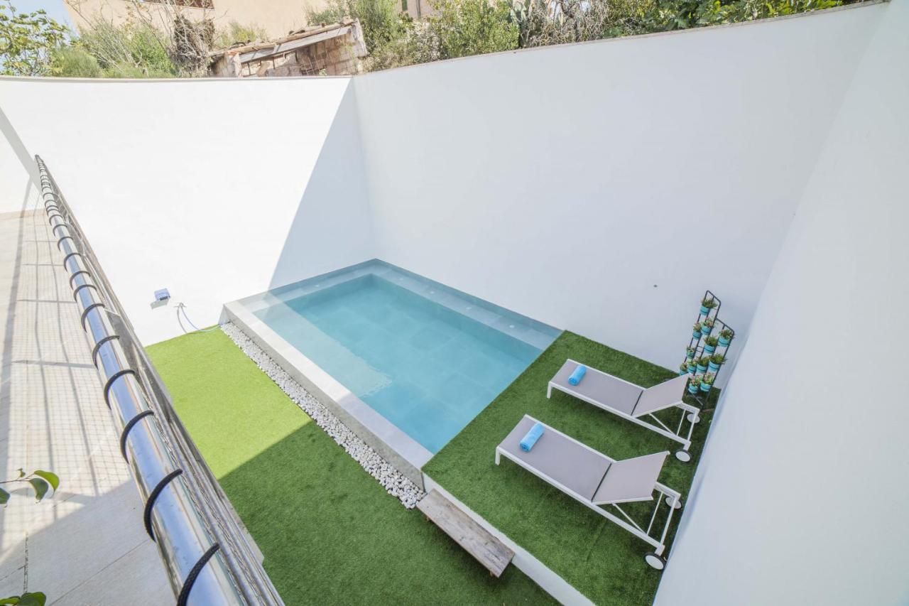 Hampton Villa *