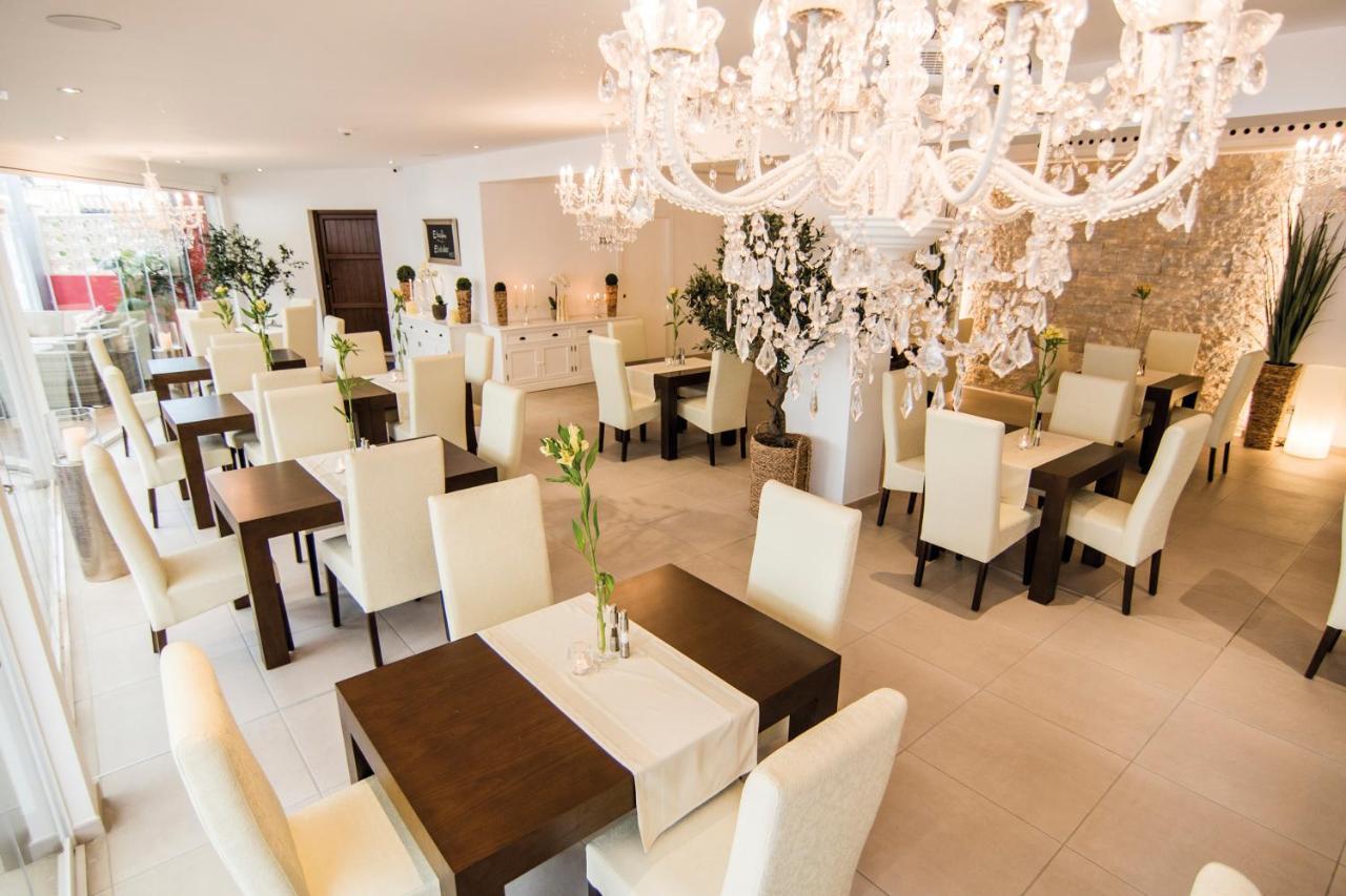 Paradise Residencial 4*