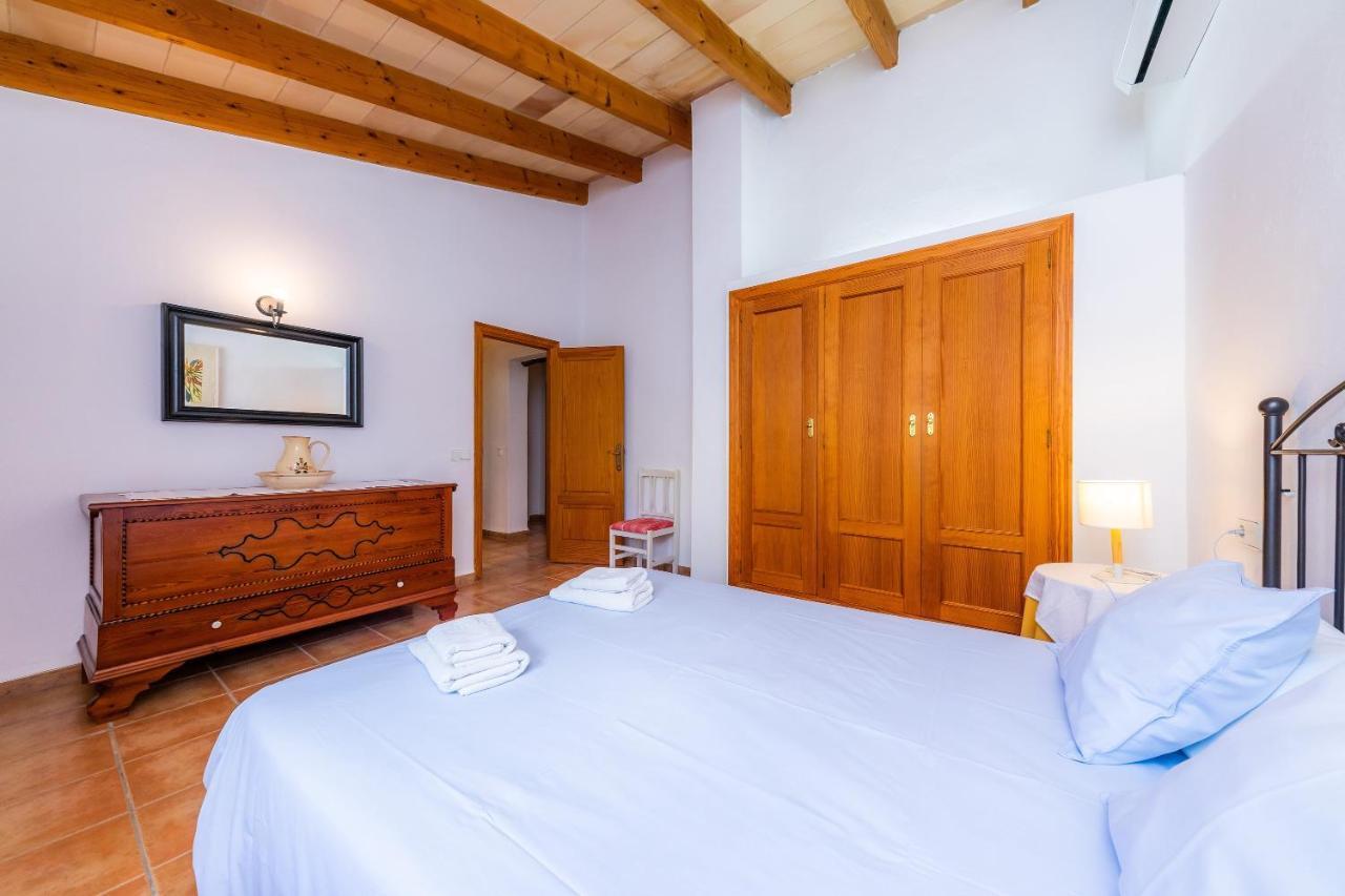 El Clavet Villa *