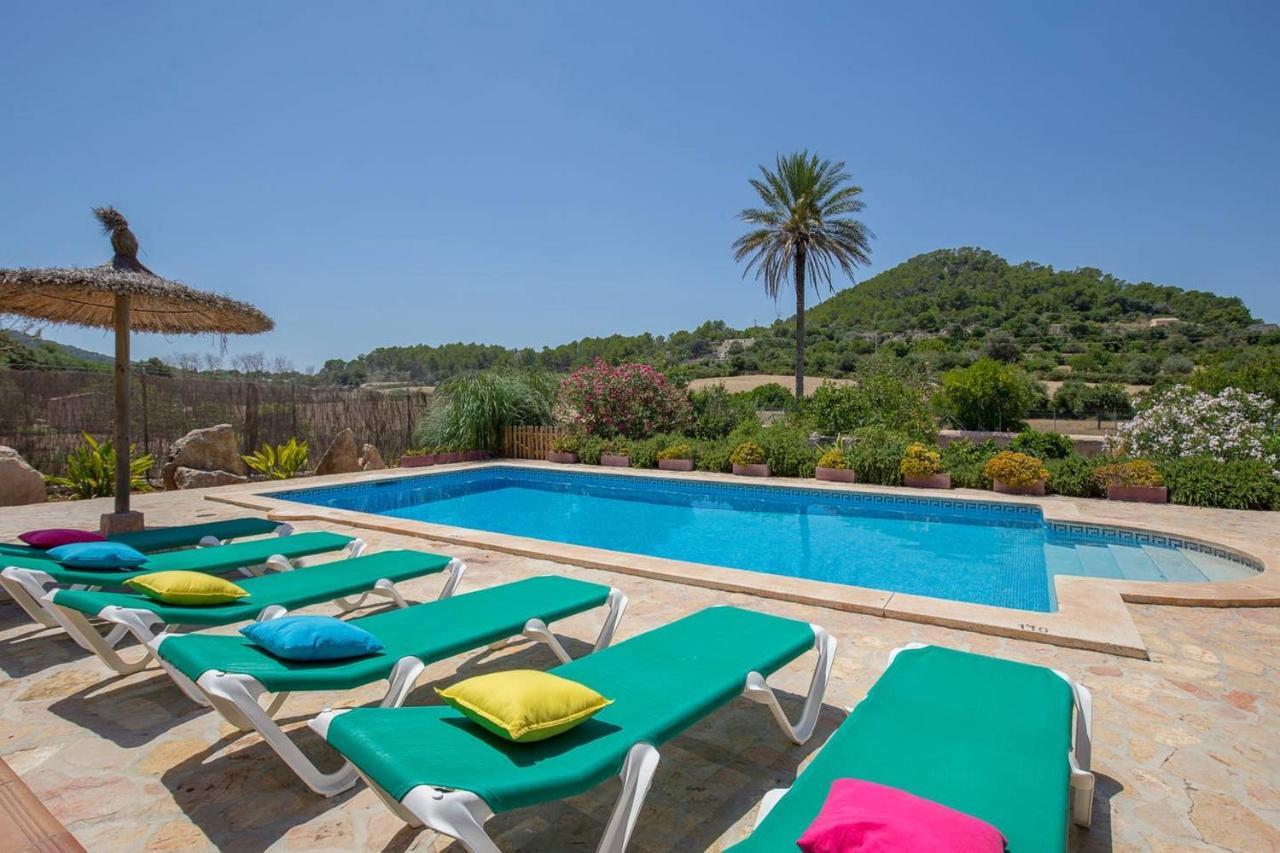 4 Bedrooms With Private Pool Enclosed Garden And Wifi At Villa