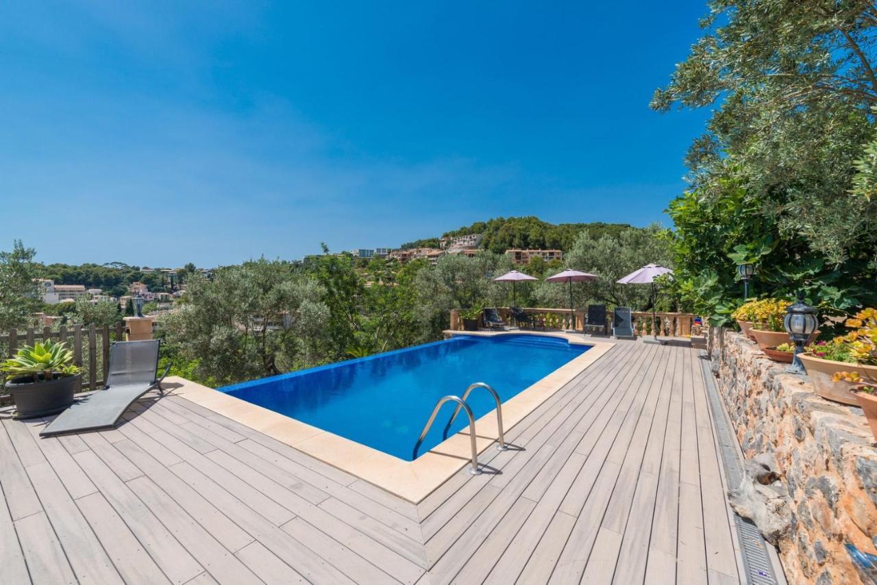 Baixo Villa Puerto de Sóller